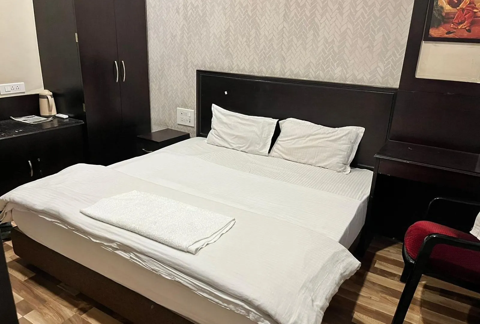 Apartment Simple Blissful - 2 Bedrooms Independent House Varanasi India